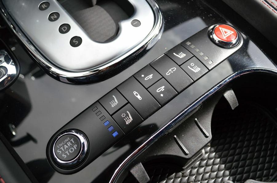  Bentley Continental GT V8 S 2014 года  (фото 25 из 35)